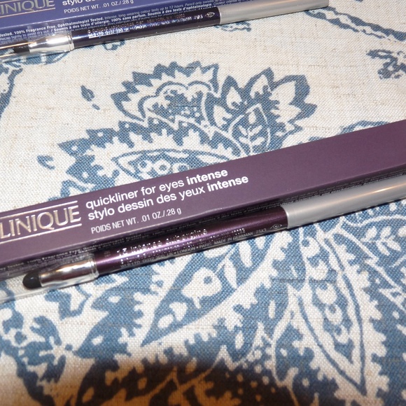🎀 $15 - Intense Aubergine Clinique Quickliner for Eyes Intense Eyeliner Pencil - Picture 1 of 12